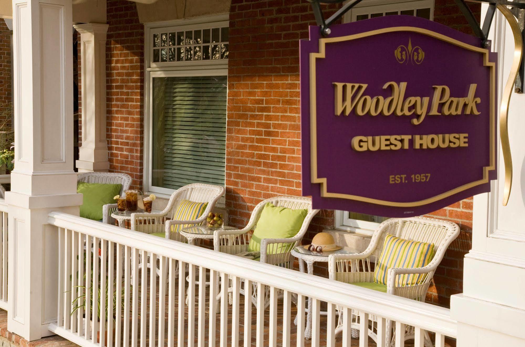 Woodley Park Guest House Washington Exterior photo