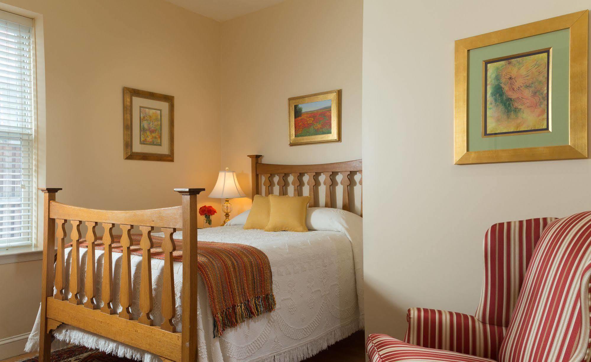 Woodley Park Guest House Washington Exterior photo