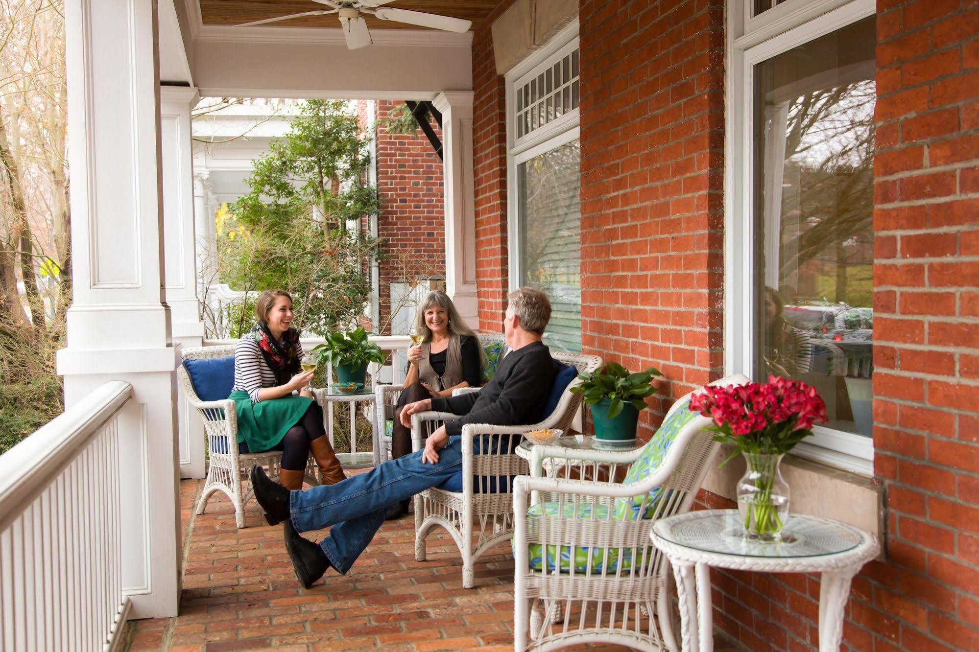 Woodley Park Guest House Washington Exterior photo